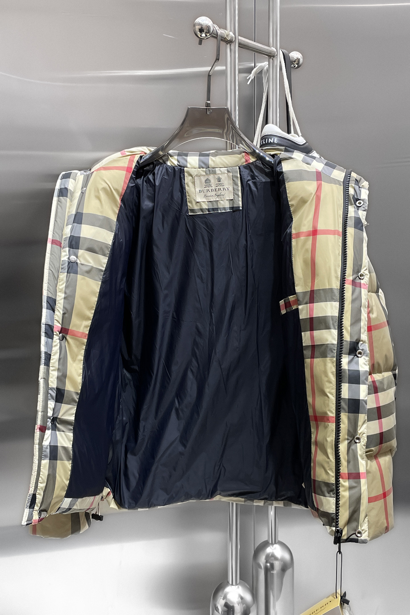 Burberry Couple Down Jacket Goose Down M-l-xl