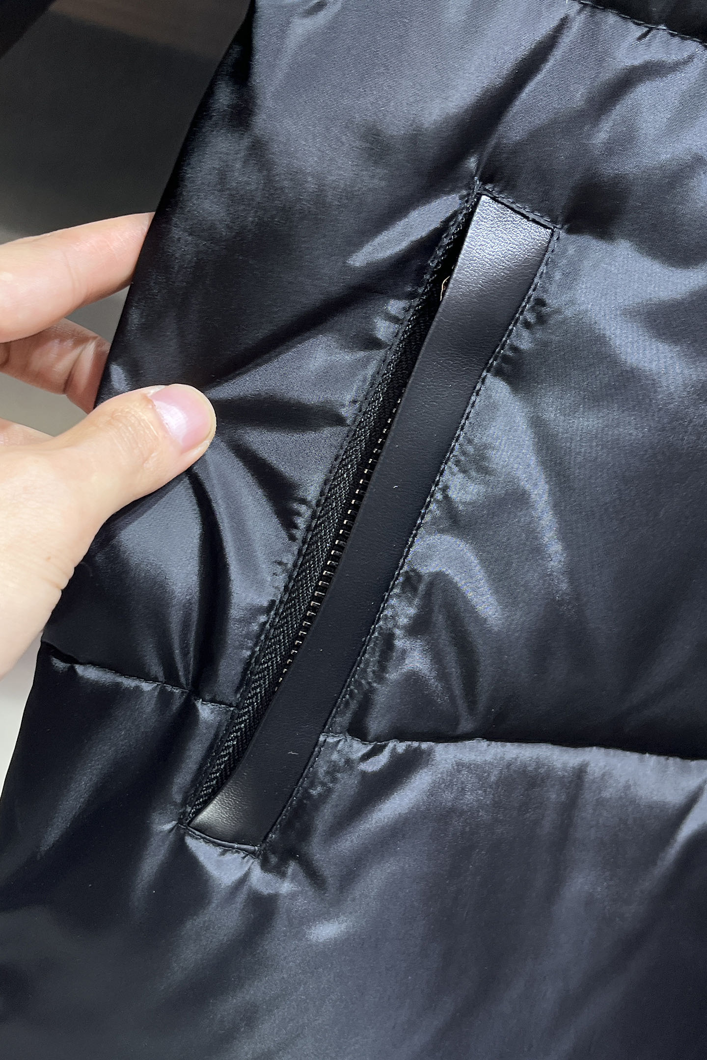 Prada Couple Down Jacket Goose Down M-l-xl