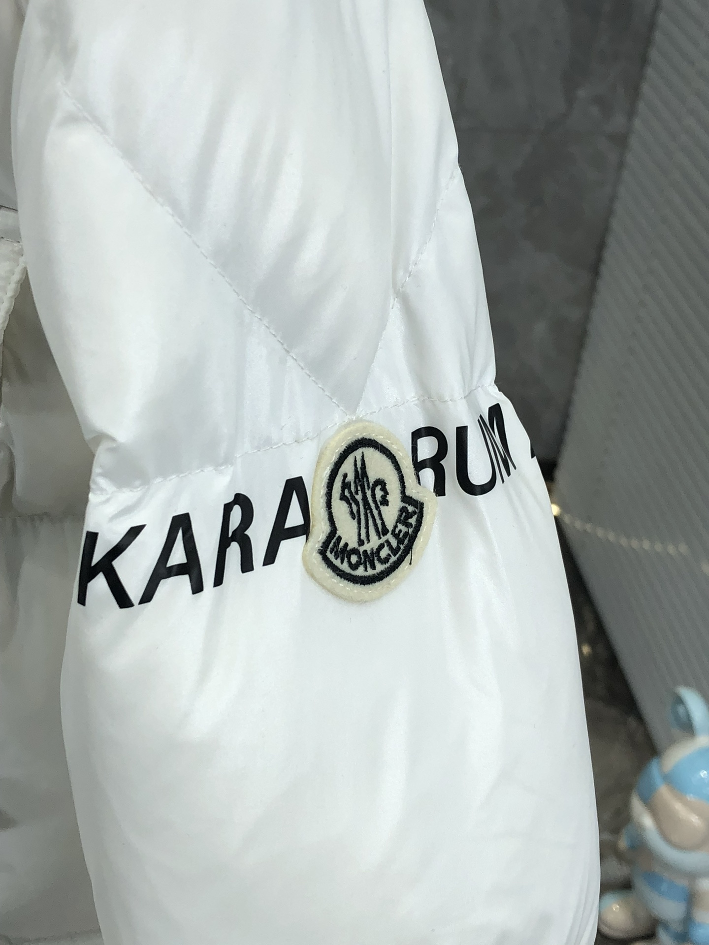 Moncler Male Down Jacket White Duck Down Hooded M-l