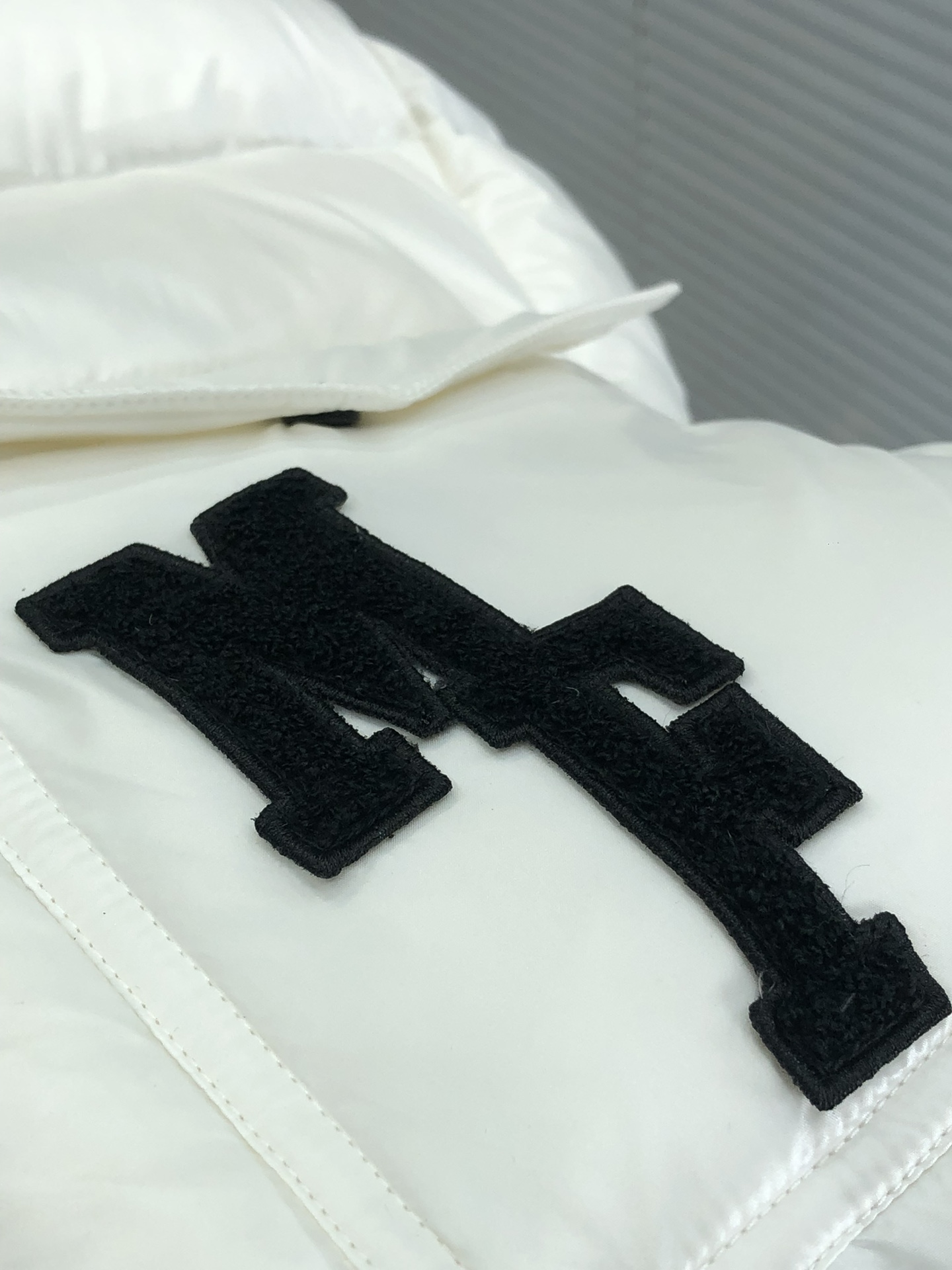 Moncler Male Down Jacket White Duck Down Hooded M-l