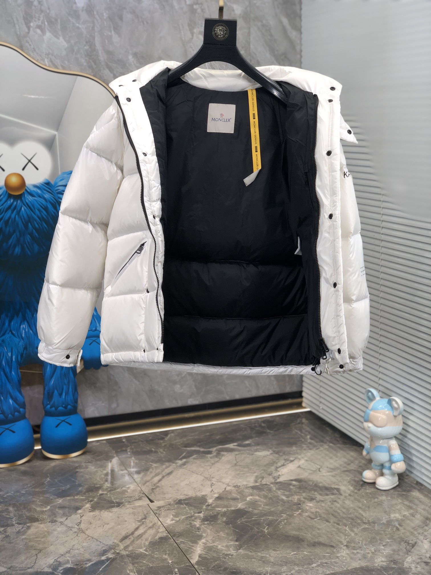 Moncler Male Down Jacket White Duck Down Hooded M-l