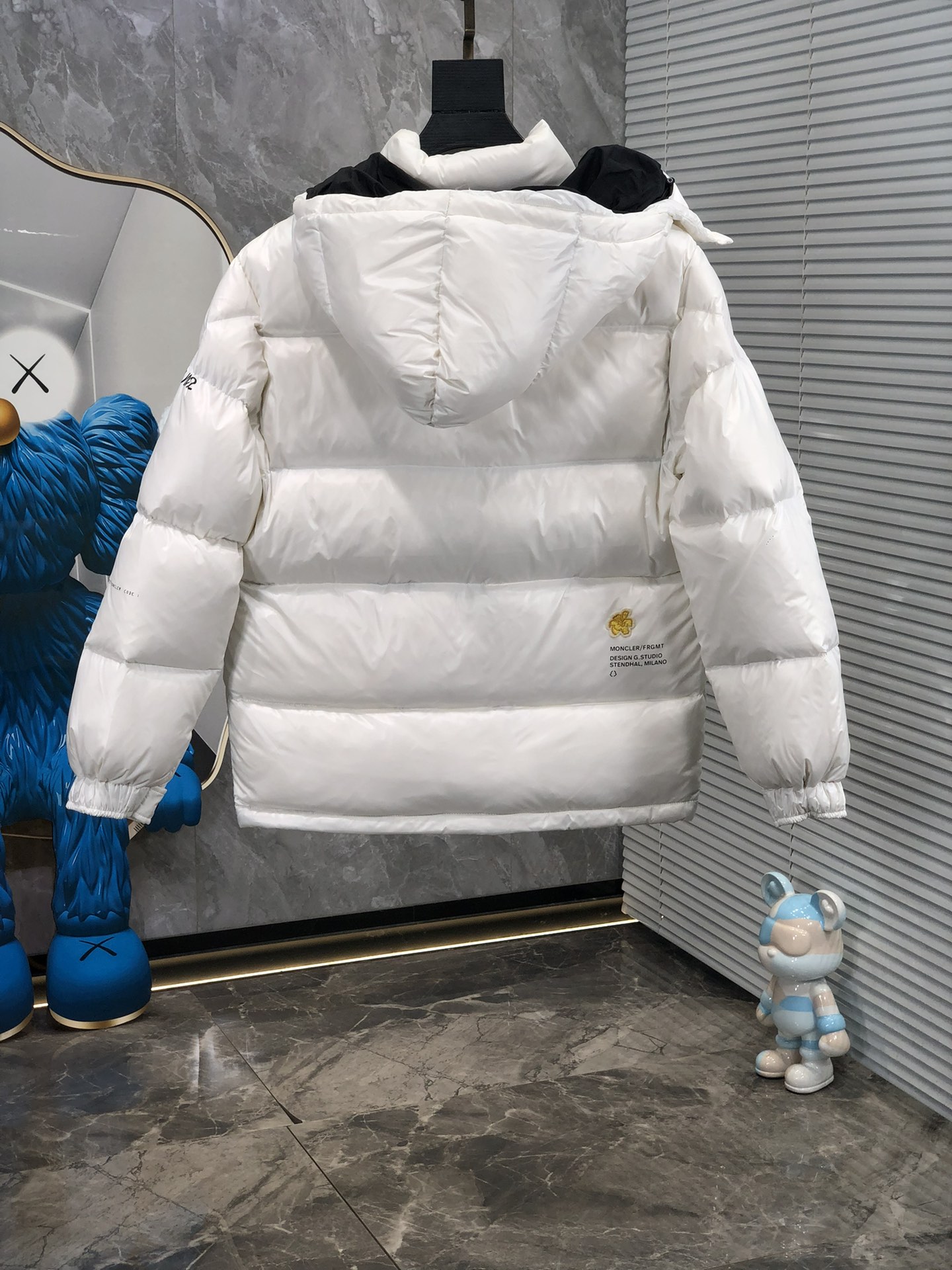 Moncler Male Down Jacket White Duck Down Hooded M-l