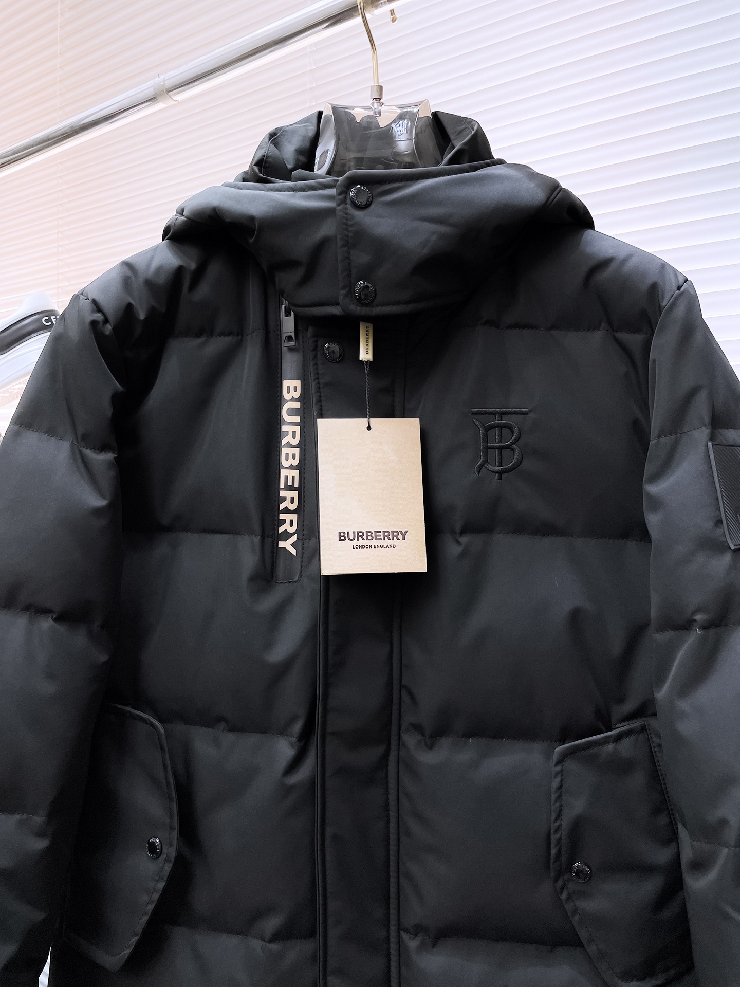 Burberry Couple Down Jacket Goose Down M-l-xl