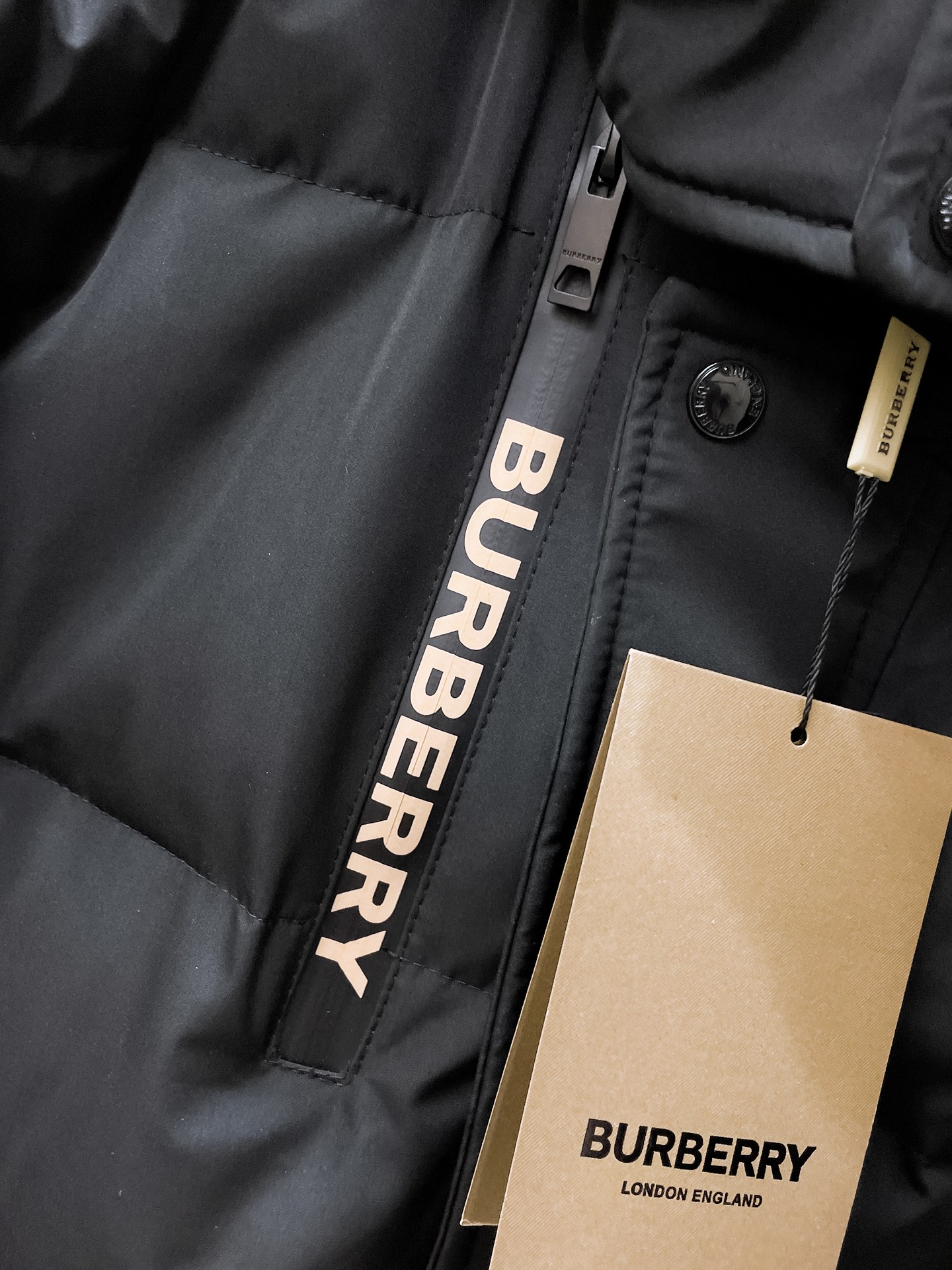 Burberry Couple Down Jacket Goose Down M-l-xl