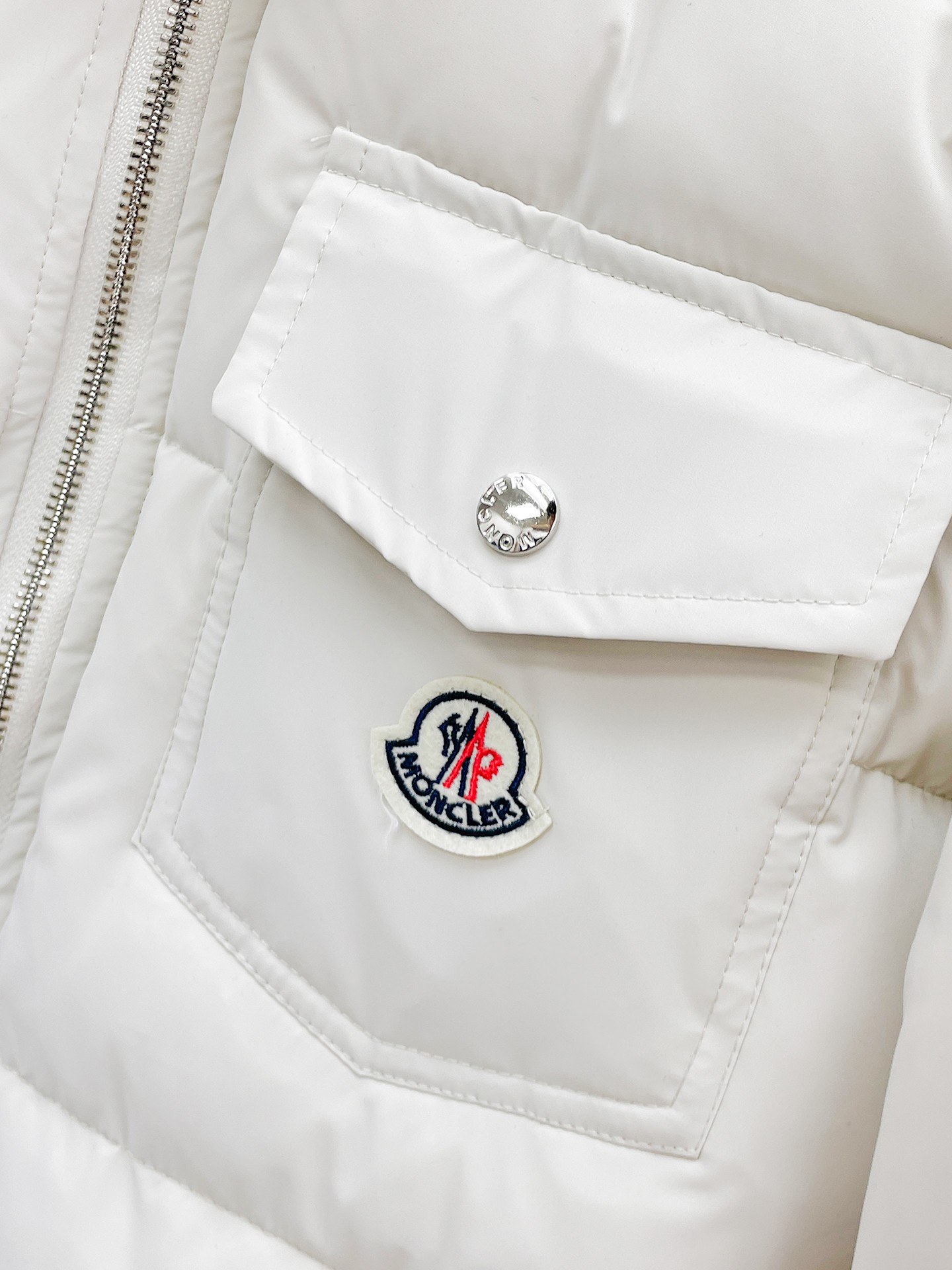 Moncler Couple Down Jacket Goose Down M-l-xl