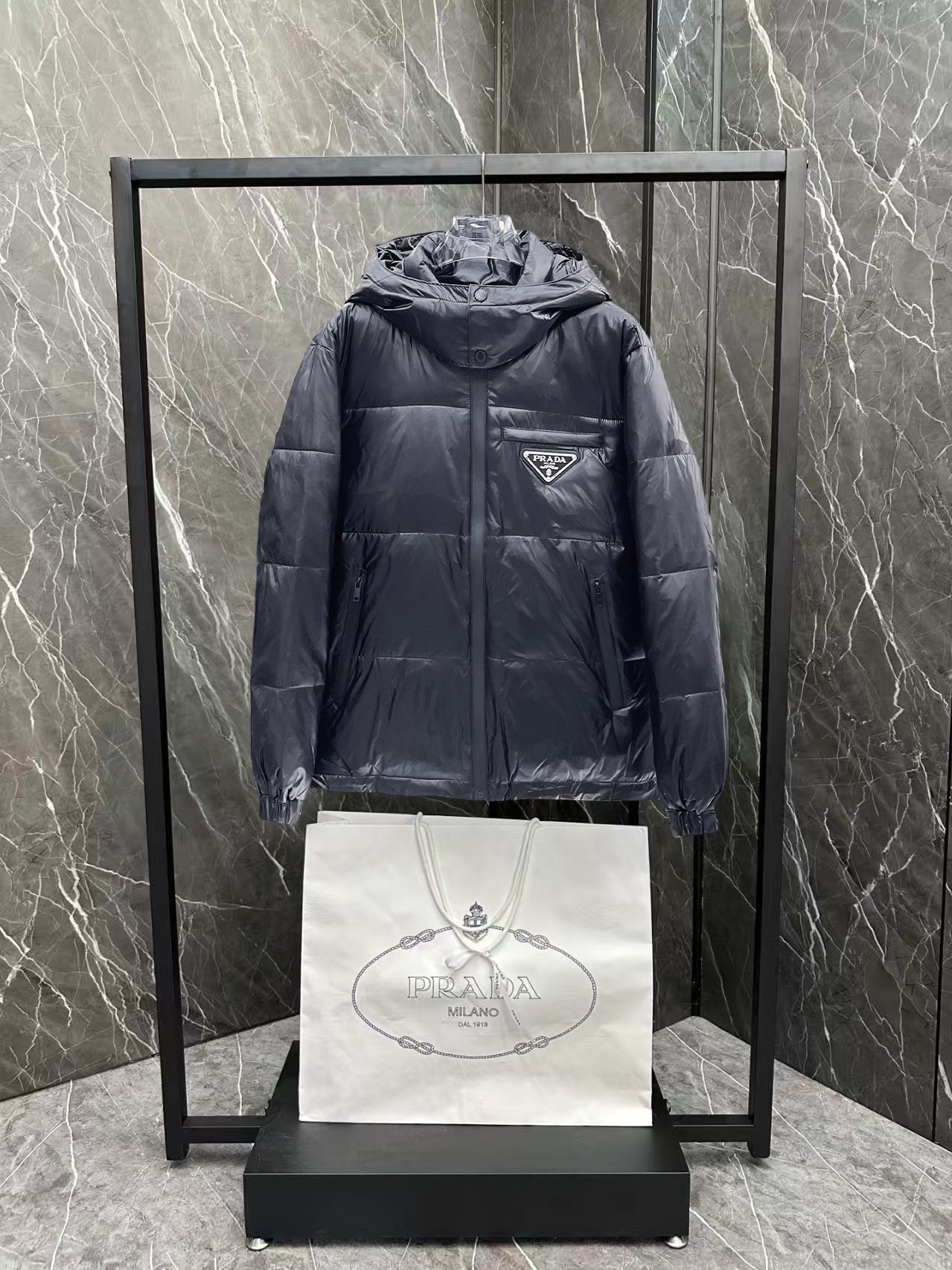 Prada Couple Down Jacket Goose Down M-l-xl