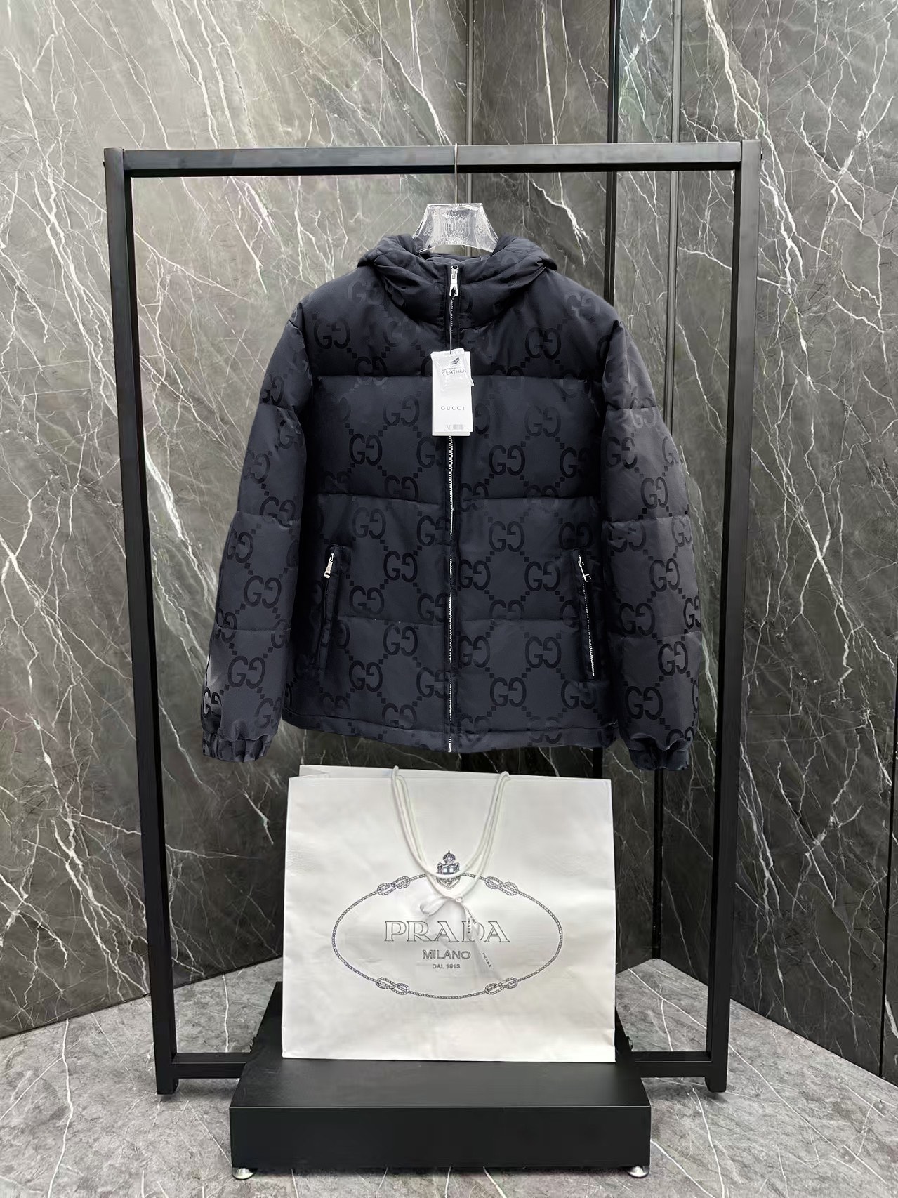 Gucci Couple Down Jacket Goose Down M-l-xl