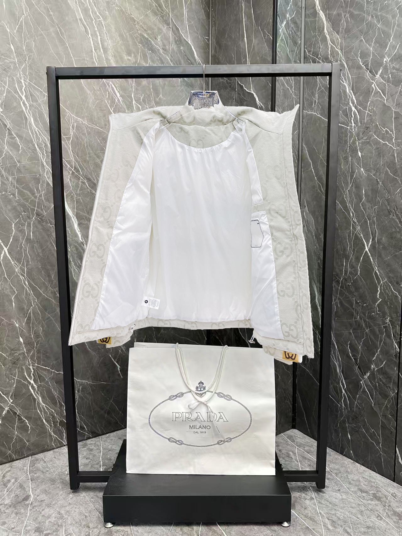 Gucci Couple Down Jacket Goose Down M-l-xl