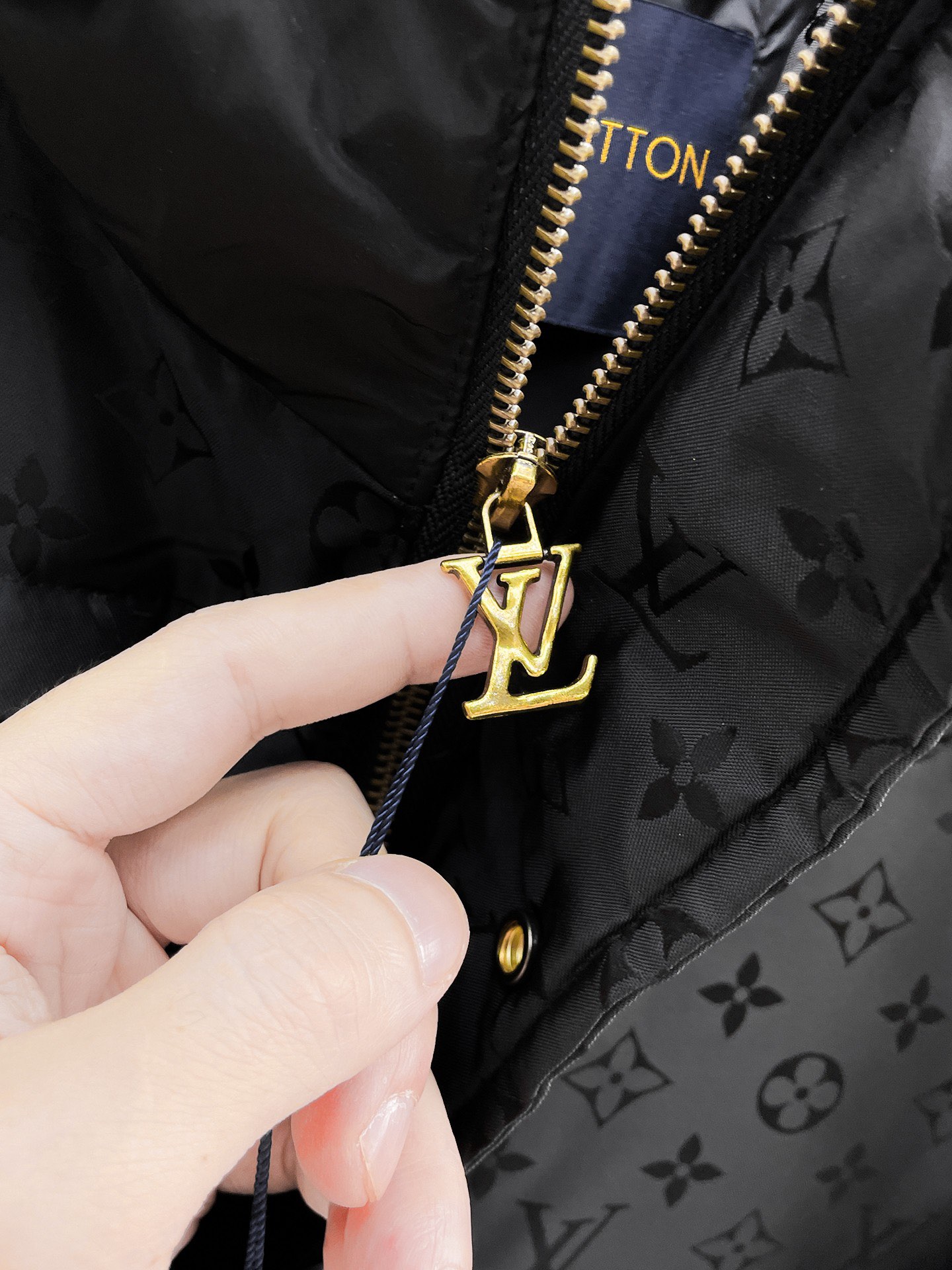 Louis Vuitton Couple Down Jacket Goose Down M-l-xl