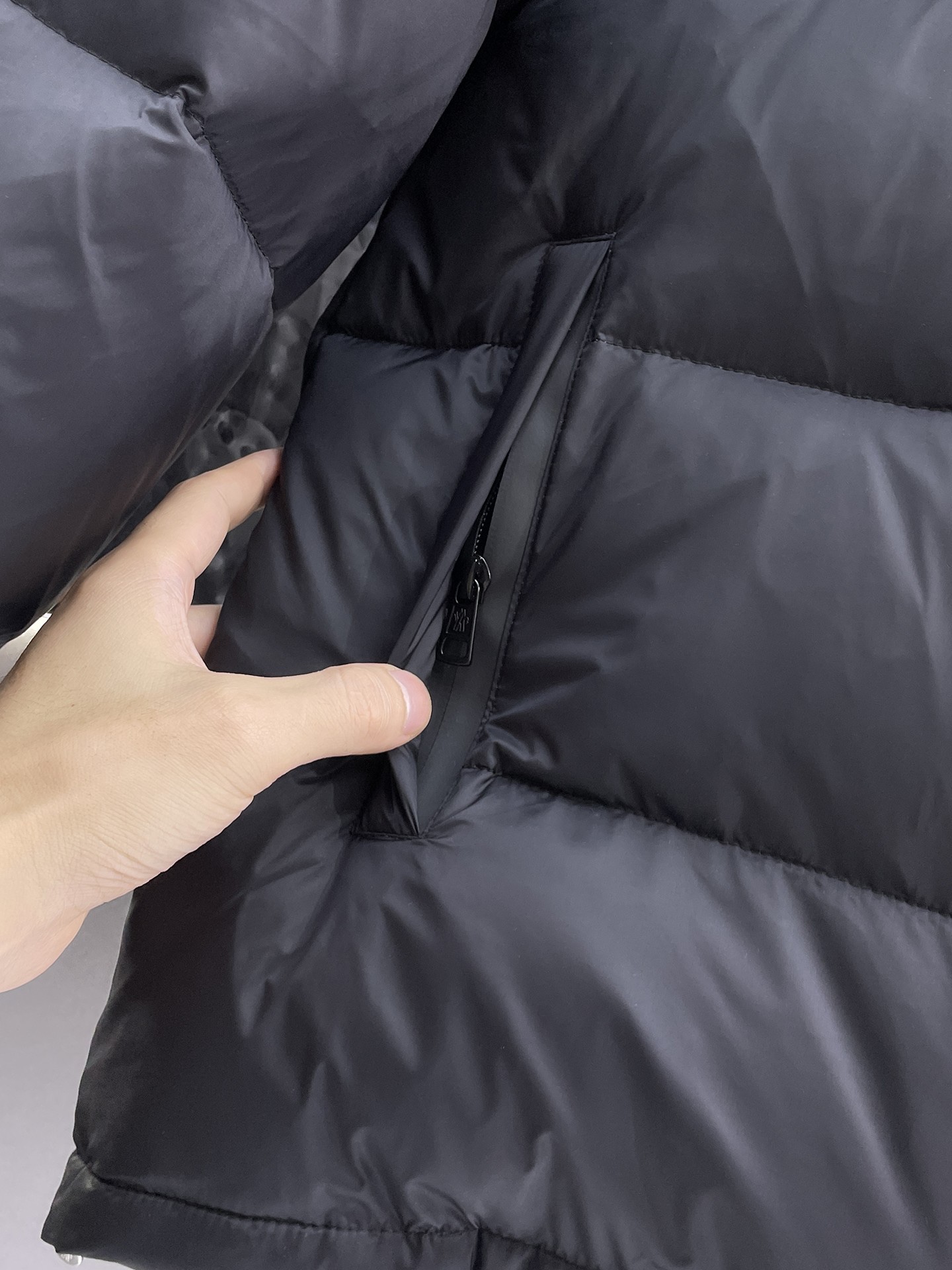 Moncler Couple Down Jacket Goose Down M-l-xl