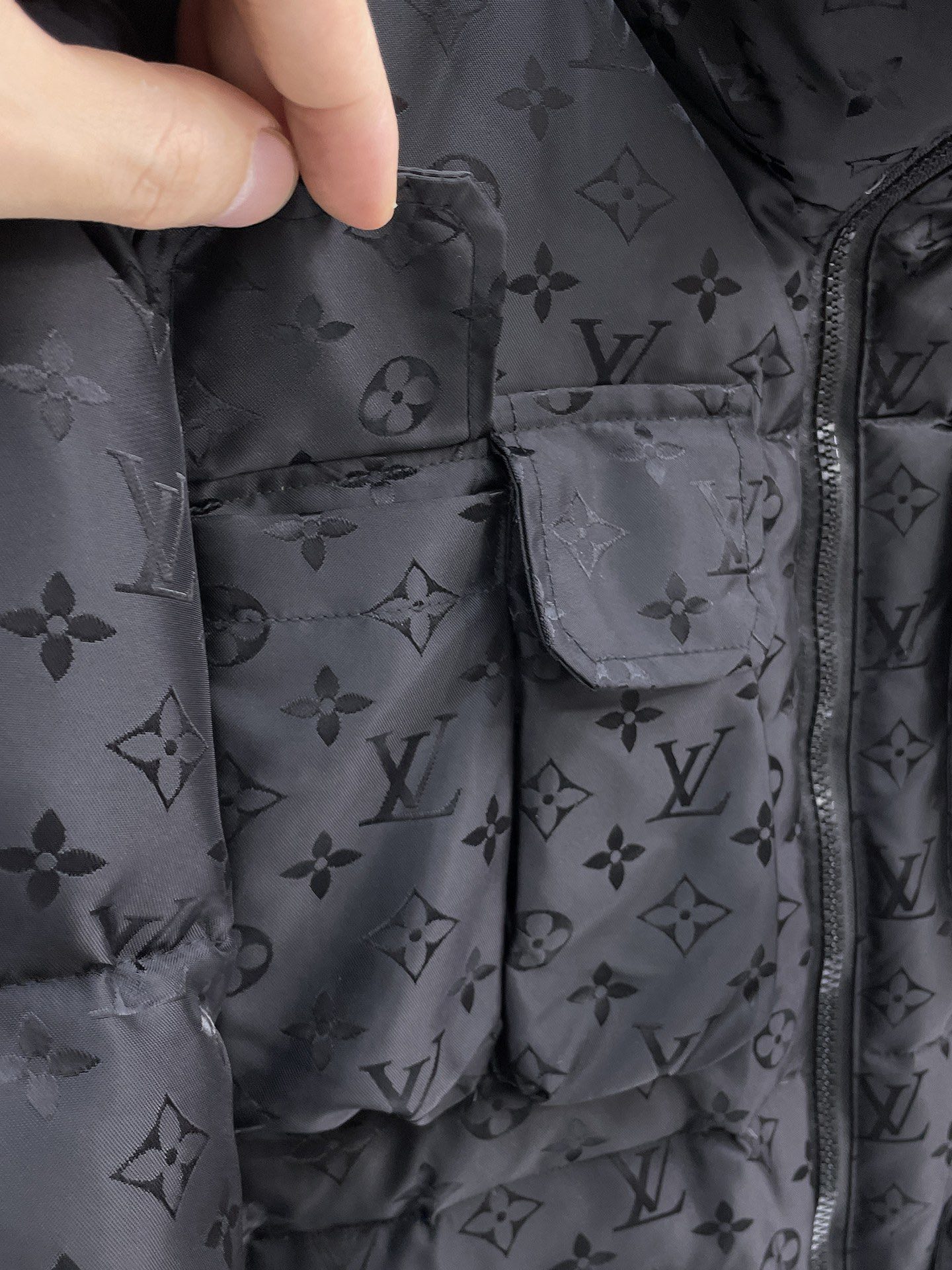 Louis Vuitton Couple Down Jacket Goose Down M-l-xl