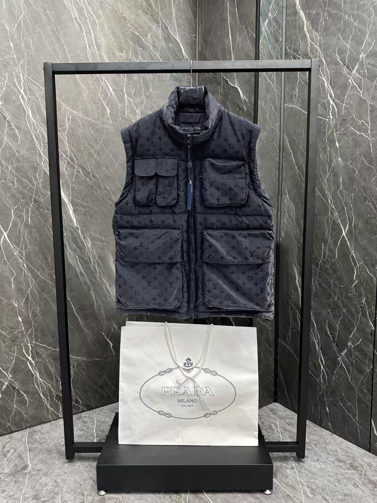Louis Vuitton Couple Down Jacket Goose Down M-l-xl