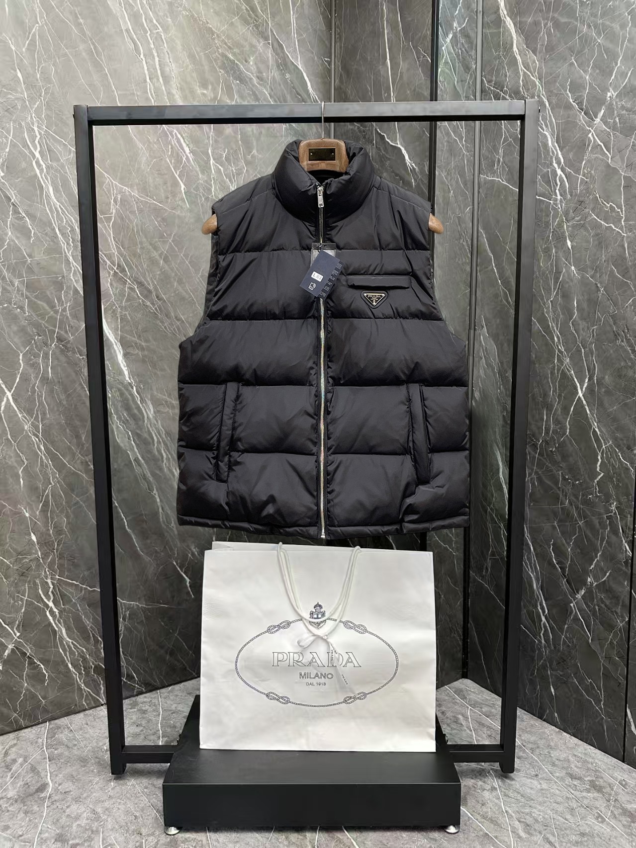 Gucci Down Vest Goose Down Black S-m-l-xl