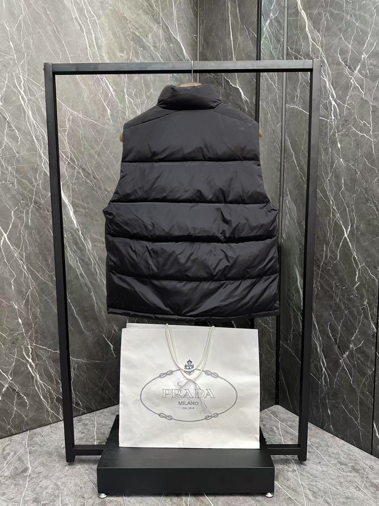 Gucci Down Vest Goose Down Black S-m-l-xl