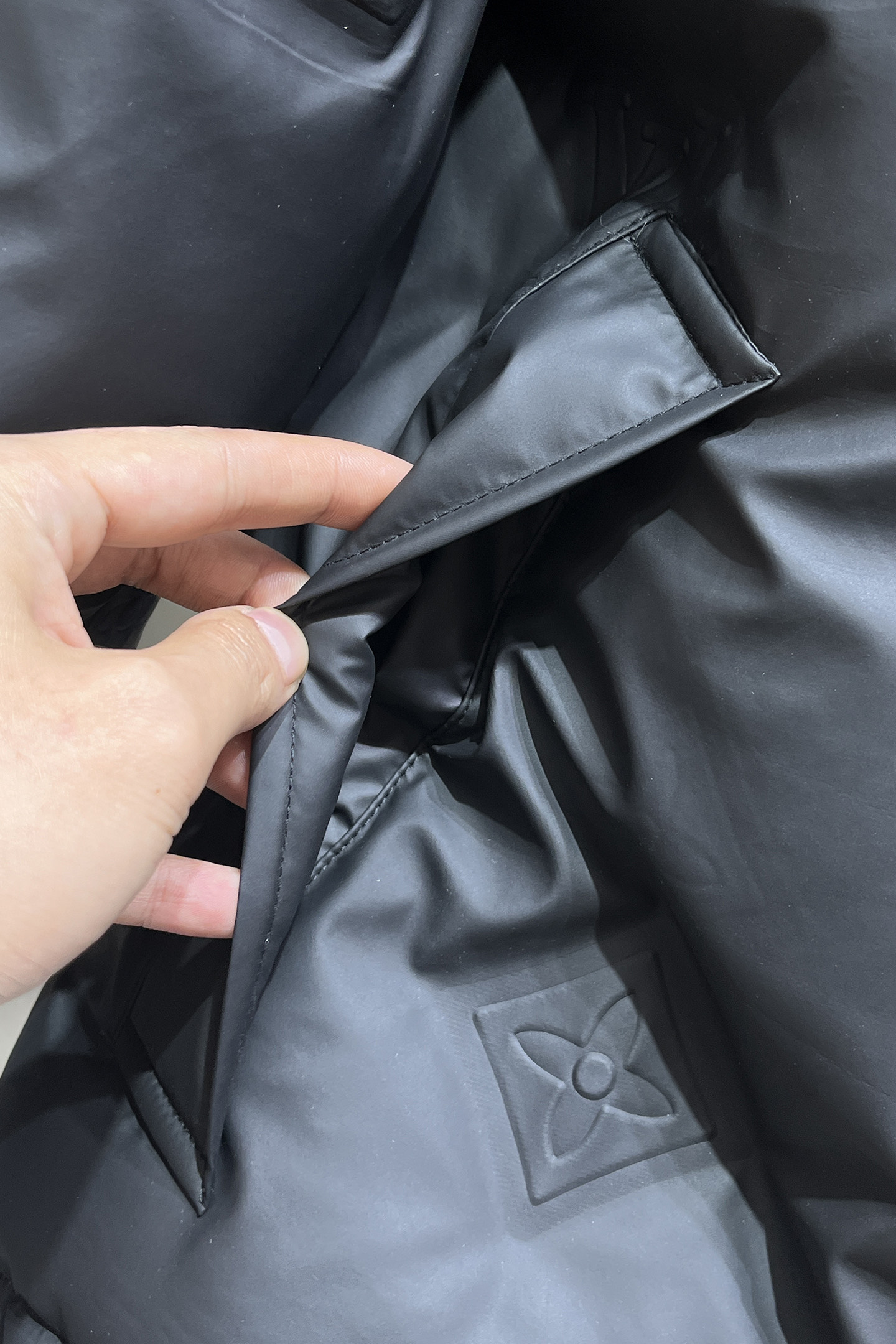 Louis Vuitton Couple Down Jacket Goose Down M-l-xl