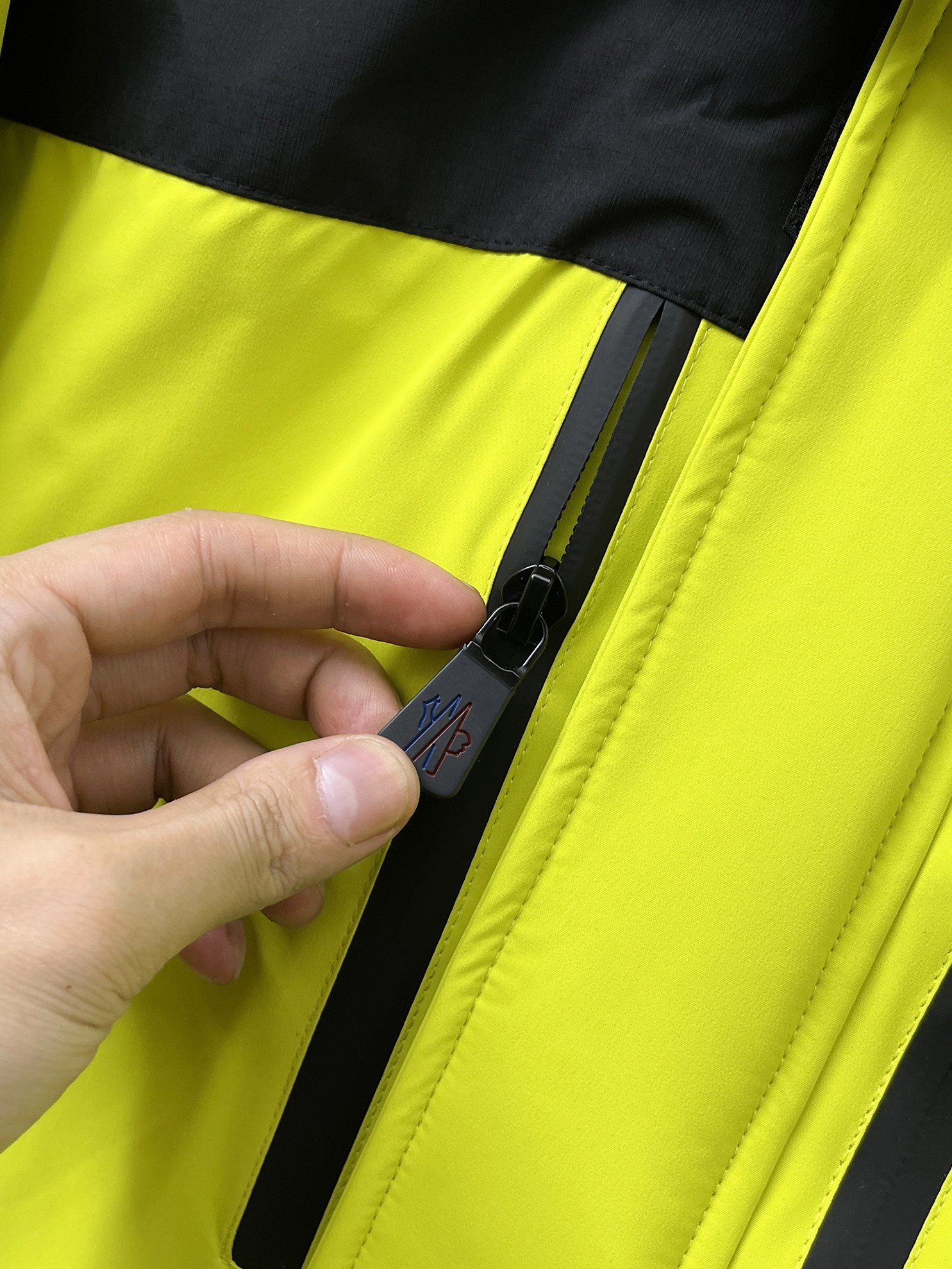 Moncler Couple Down Jacket Goose Down M-l-xl