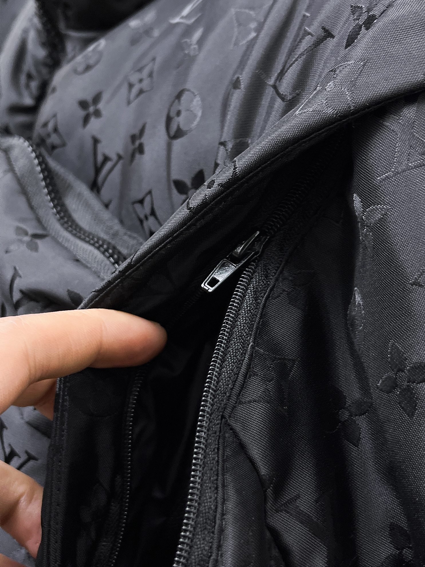 Louis Vuitton Couple Down Jacket Goose Down M-l-xl