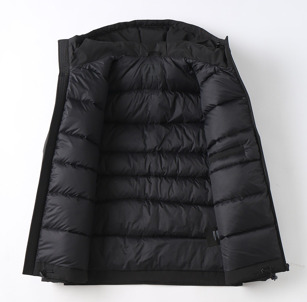Prada Down Jacket White Duck Down Black S-l