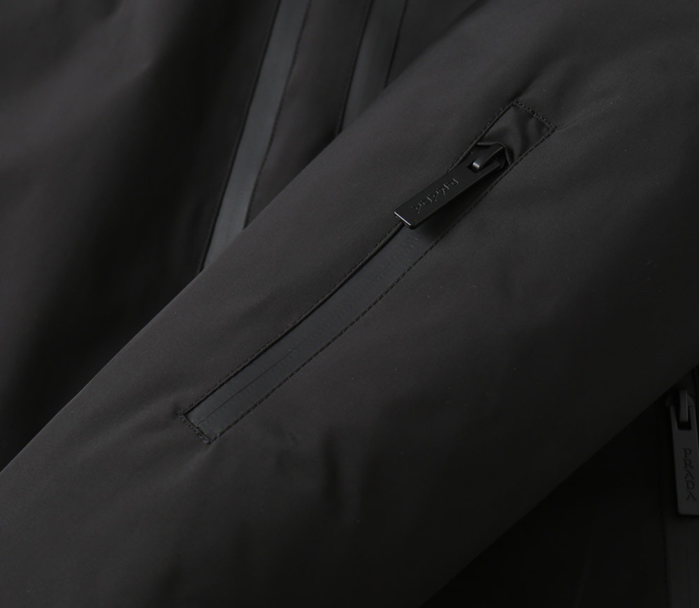 Prada Down Jacket White Duck Down Black S-l