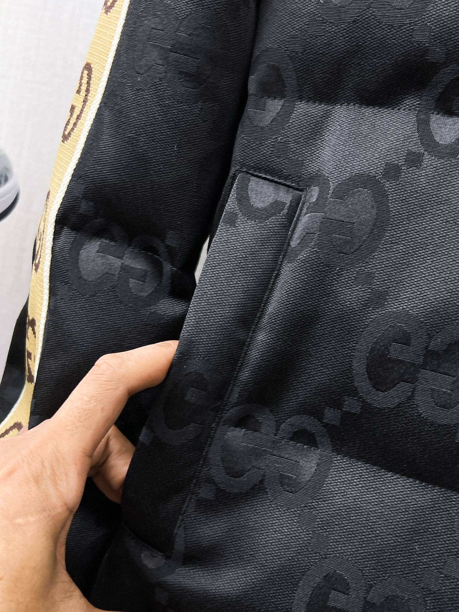 Gucci Couple Down Jacket Goose Down M-l-xl