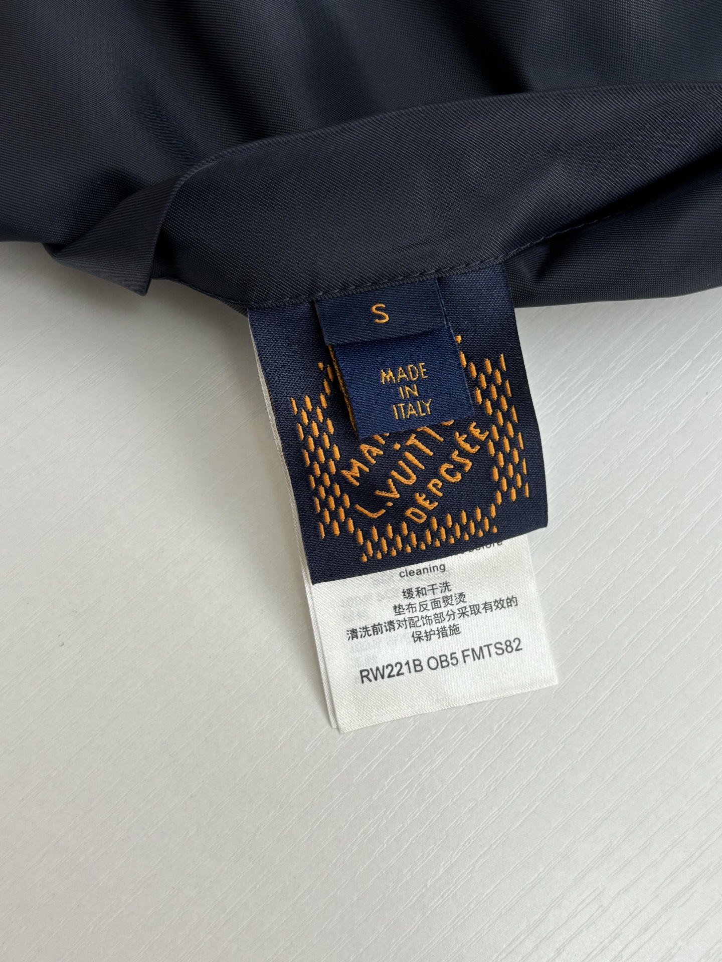 Louis Vuitton Basic Clothing S-m-l-xl