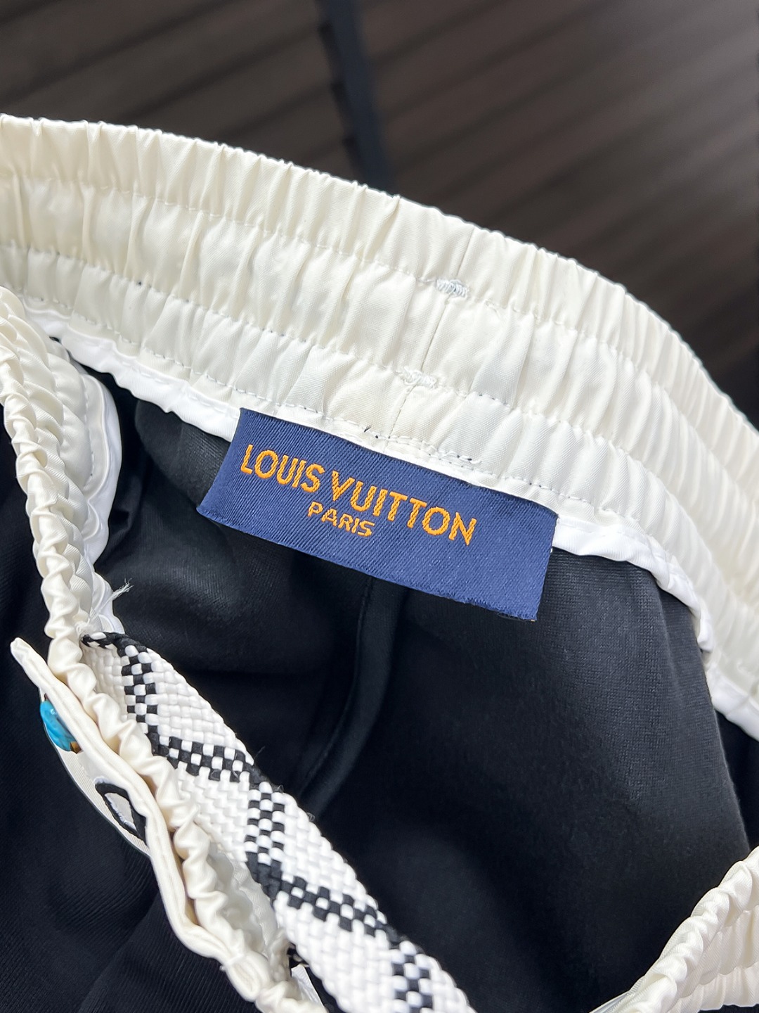 Louis Vuitton Basic Clothing Black S-m-l-xl