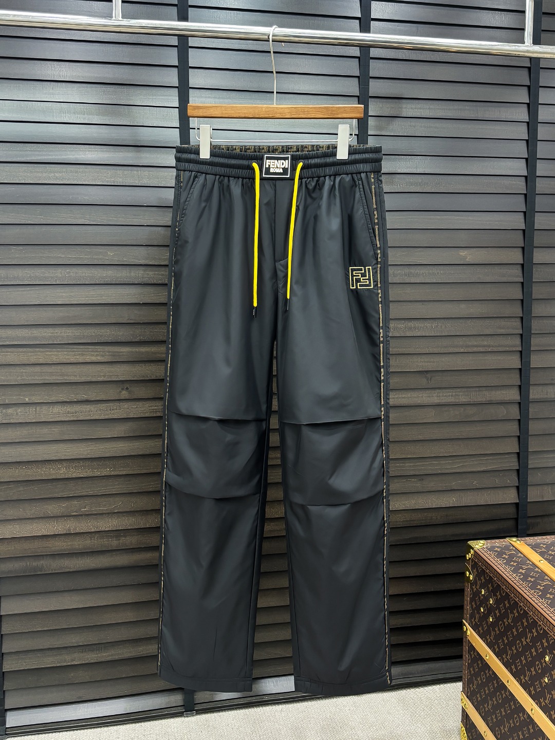 Fendi Basic Clothing Black M-l-xl