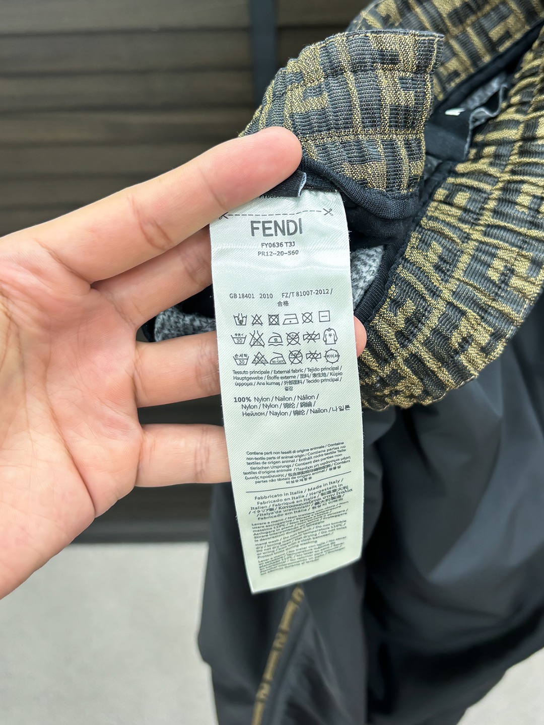 Fendi Basic Clothing Black M-l-xl