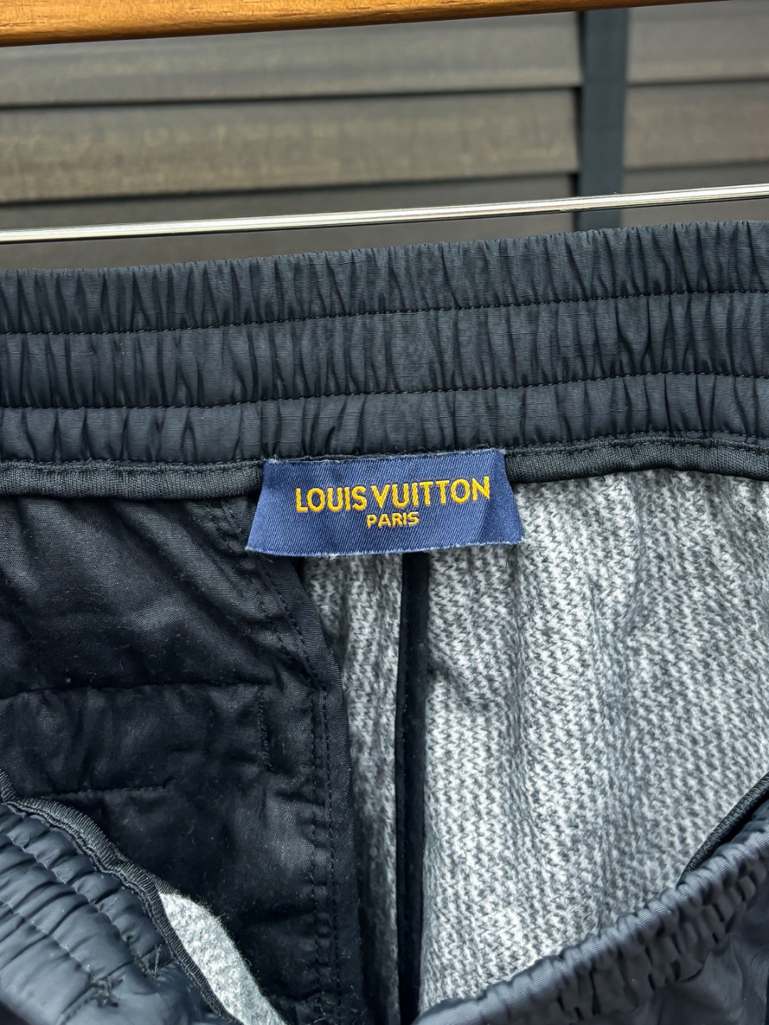 Louis Vuitton Basic Clothing Black S-m-l-xl