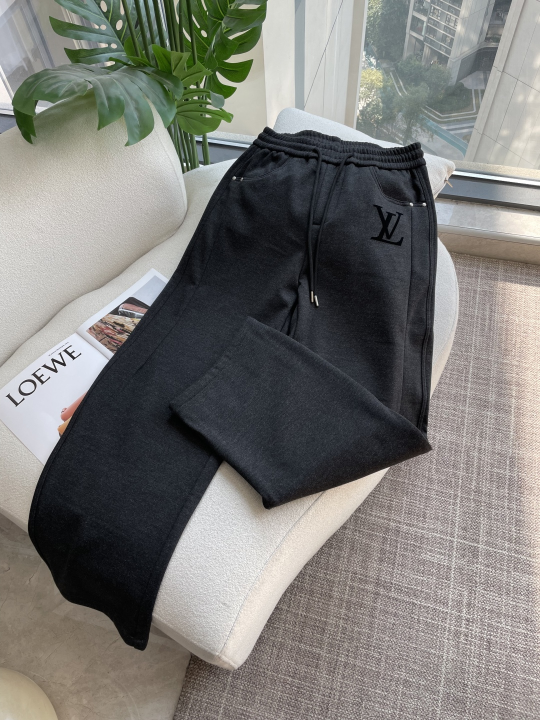 Louis Vuitton Male Sports Pants Cotton L