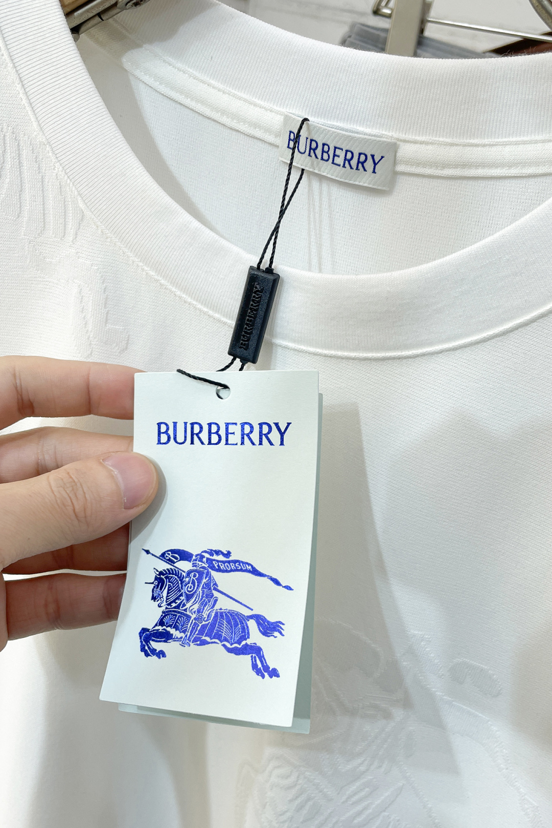 Burberry Basic Clothing Black S-xl