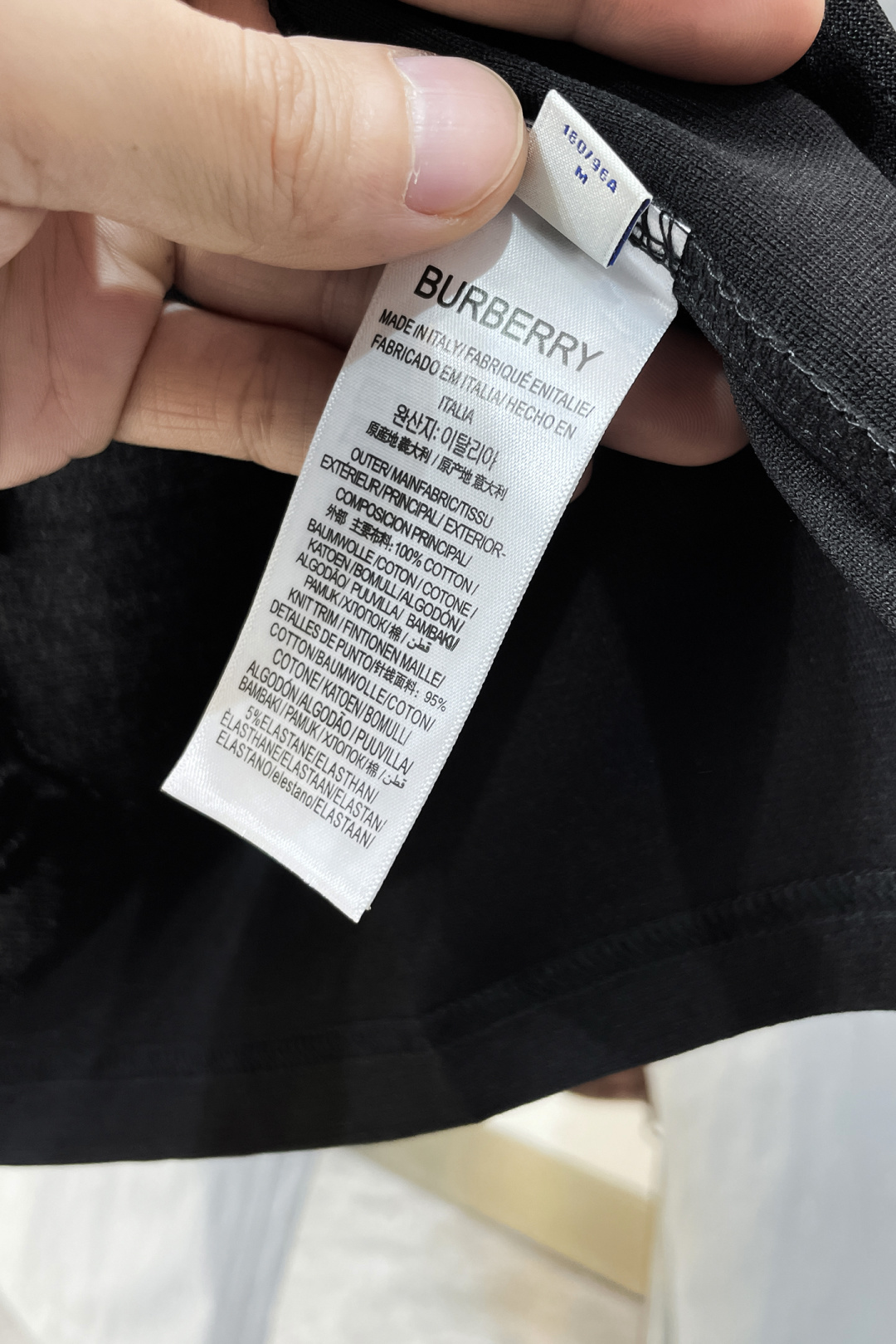 Burberry Basic Clothing Black S-xl