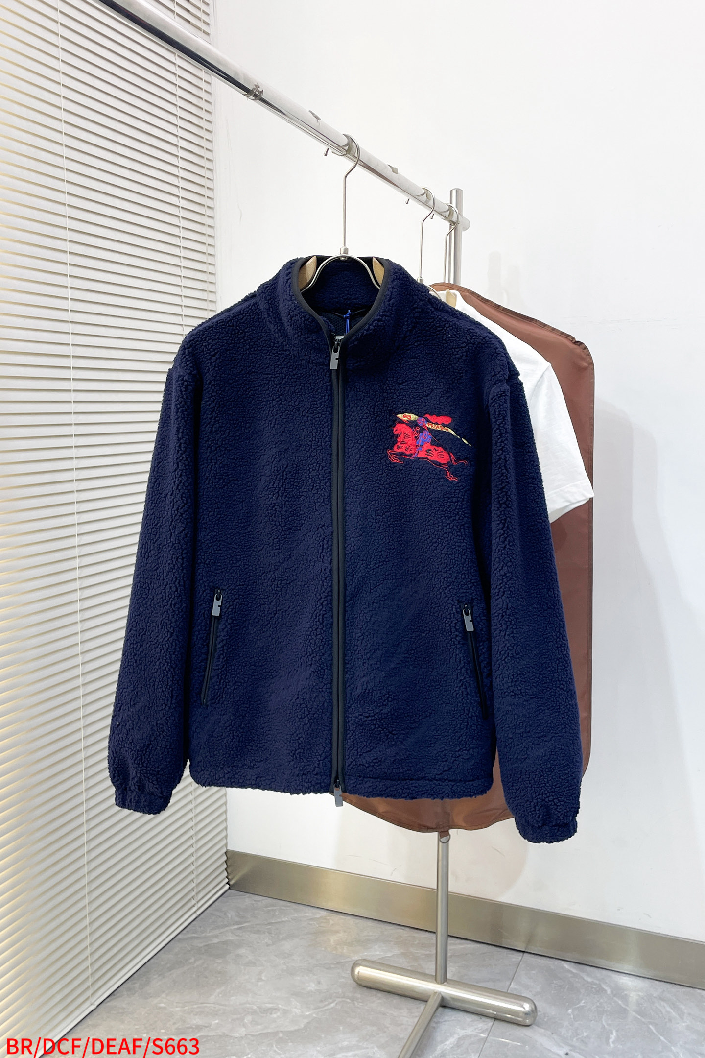 Burberry Basic Clothing Wool S-m-l-xl