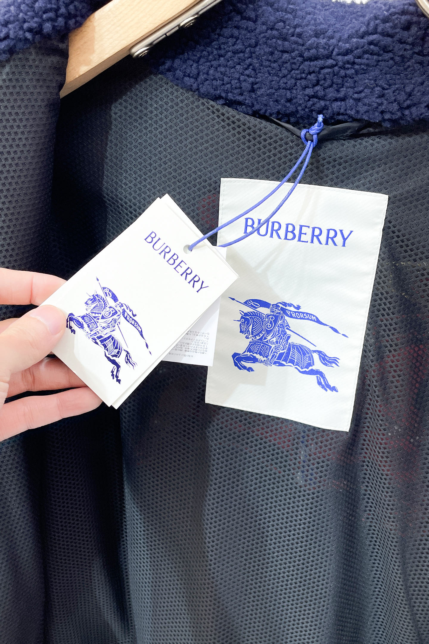 Burberry Basic Clothing Wool S-m-l-xl