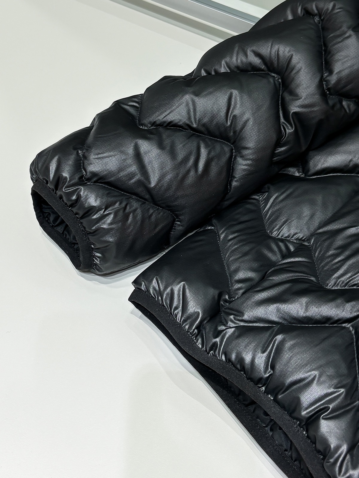 Moncler Down Vest Goose Down Black Hooded M-234