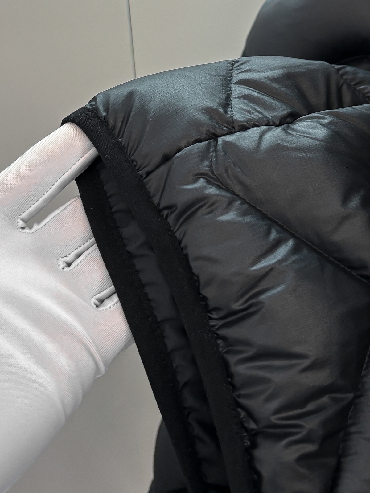 Moncler Down Vest Goose Down Black Hooded M-234