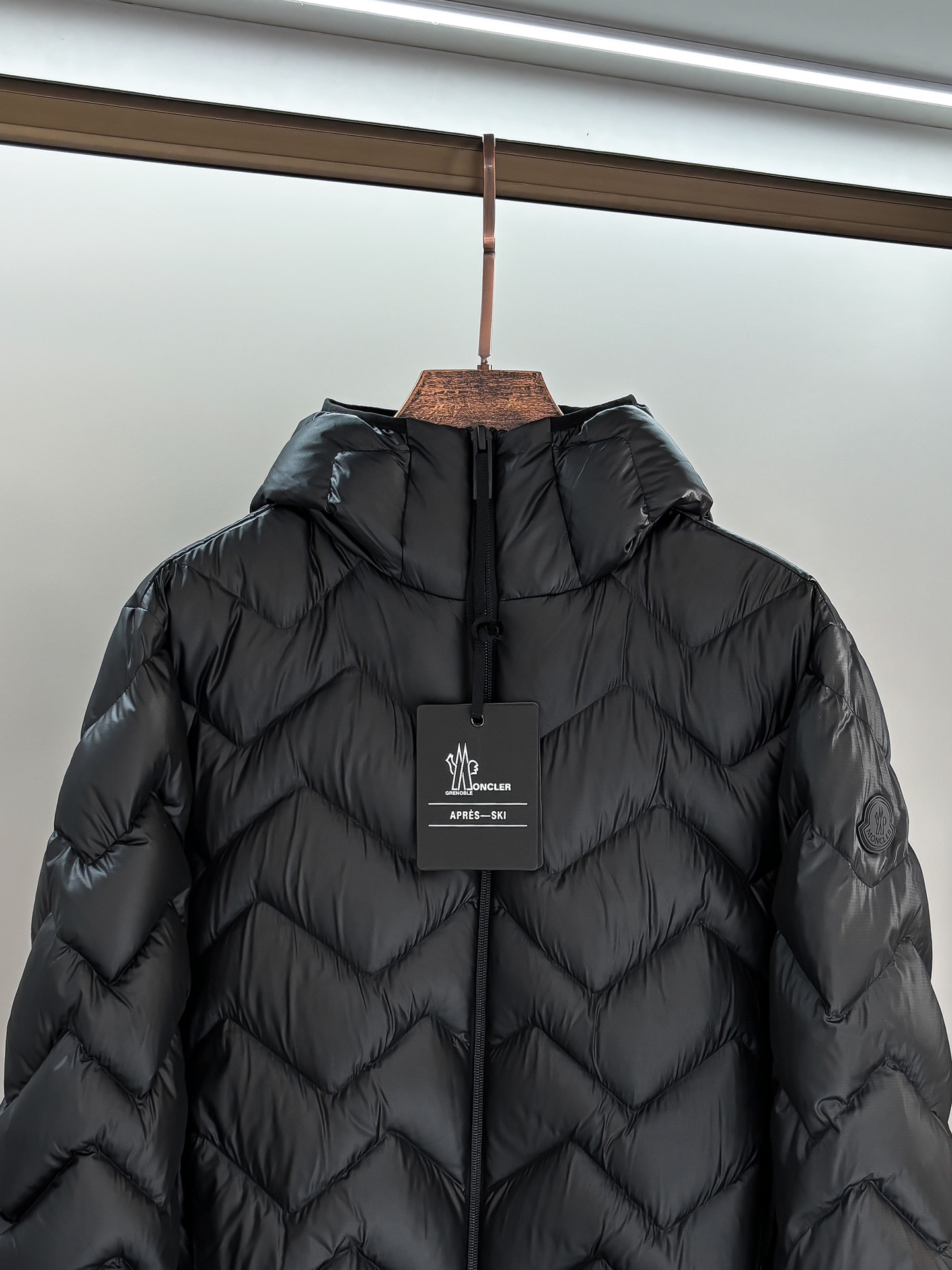 Moncler Down Vest Goose Down Black Hooded M-234
