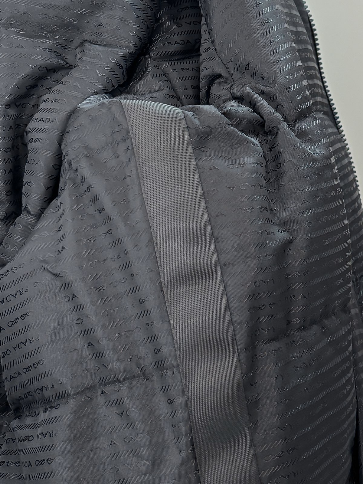 Prada Male Down Jacket Goose Down Black Loose Fit S-m-l-xl