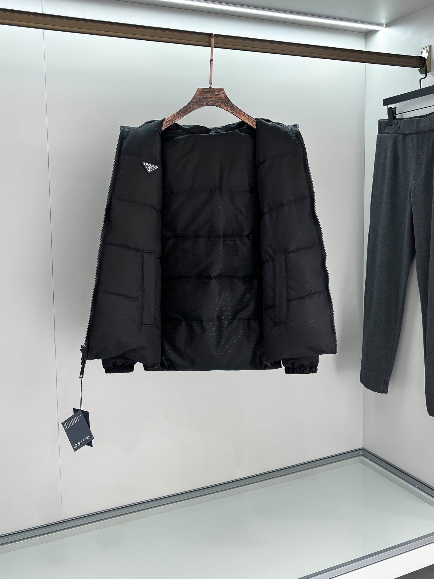 Prada Male Down Jacket Goose Down Black Loose Fit S-m-l-xl