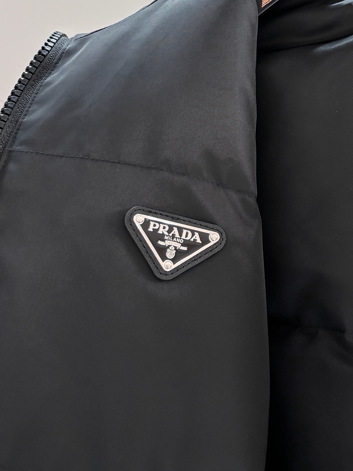 Prada Male Down Jacket Goose Down Black Loose Fit S-m-l-xl