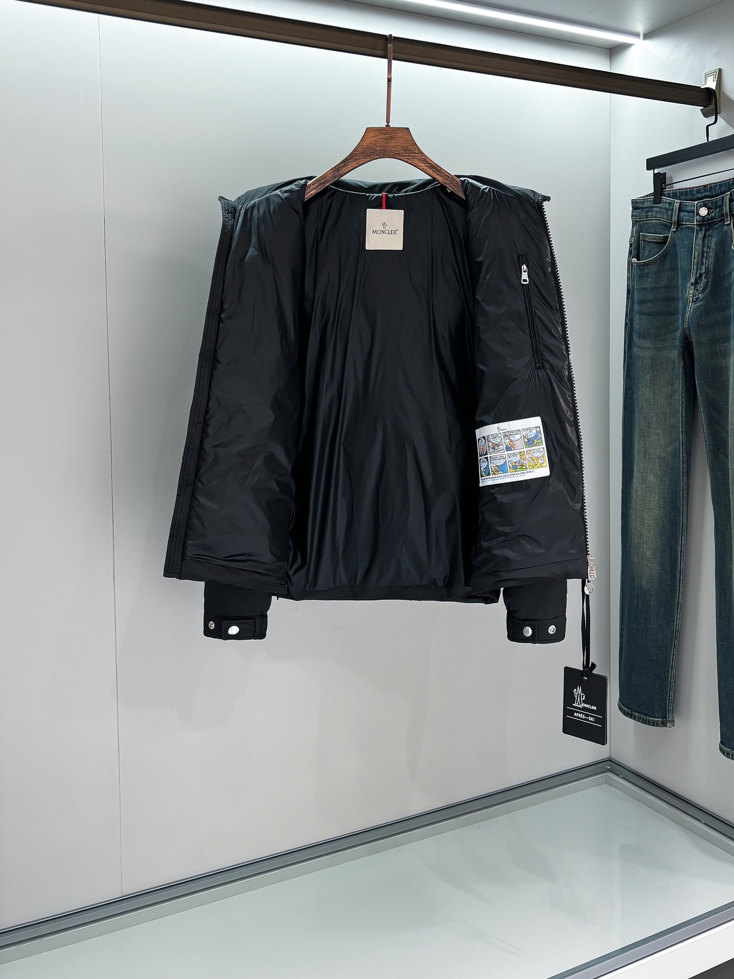 Moncler Down Vest Goose Down Black Hooded M