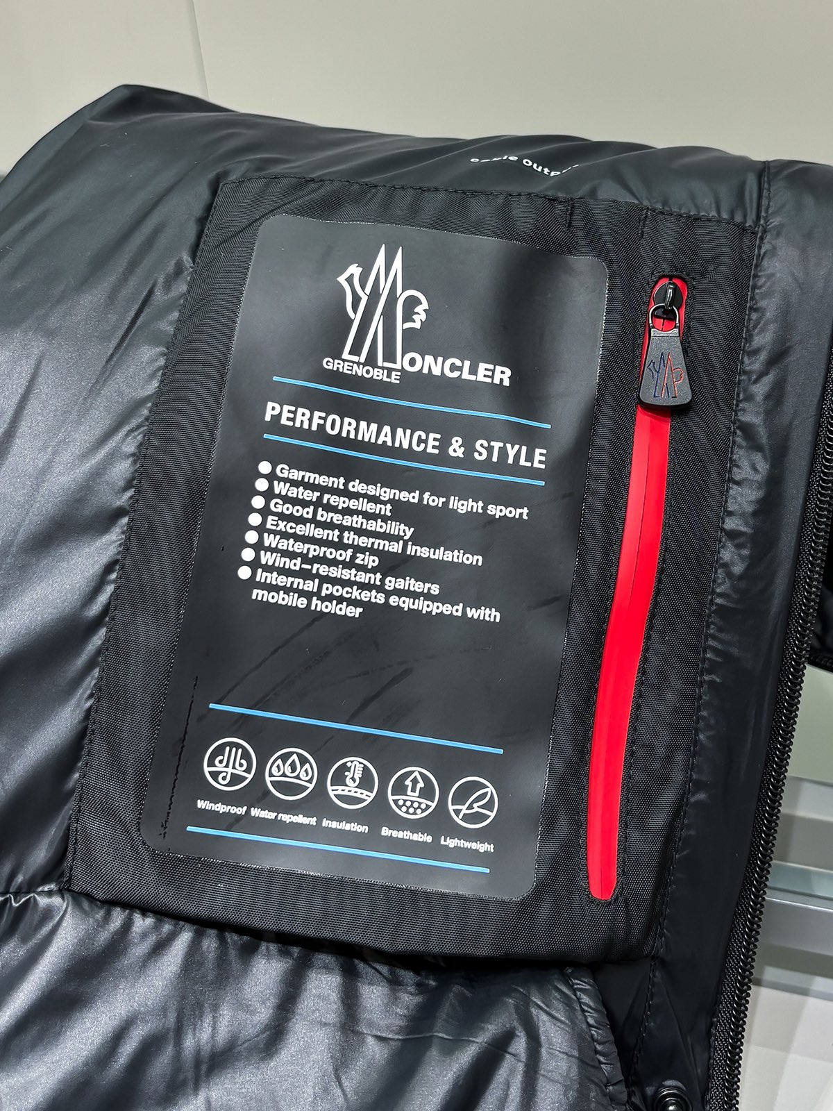 Moncler Male Down Jacket Goose Down Hooded M