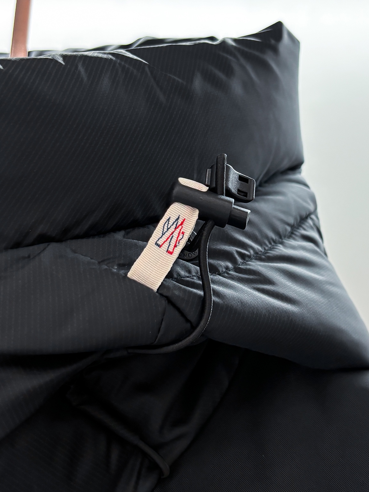 Moncler Male Down Jacket Goose Down Hooded M