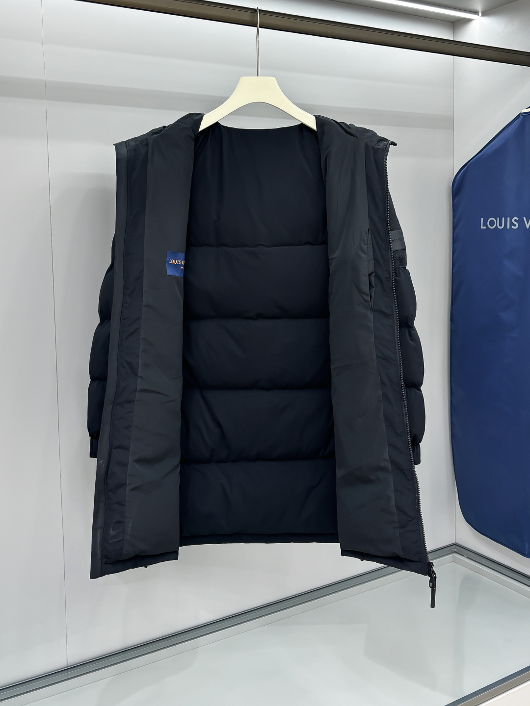Louis Vuitton Male Down Jacket Goose Down Blue Hooded L
