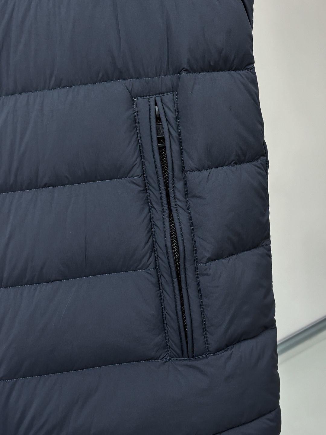 Moncler Male Down Vest White Duck Down Blue M