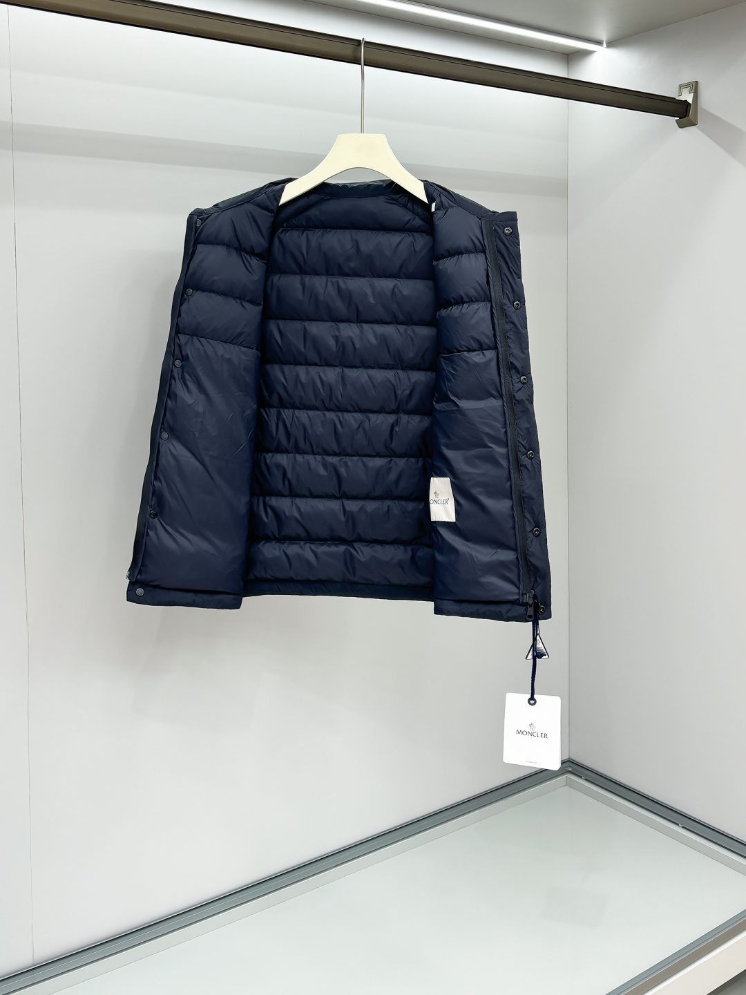 Moncler Male Down Vest White Duck Down Blue M