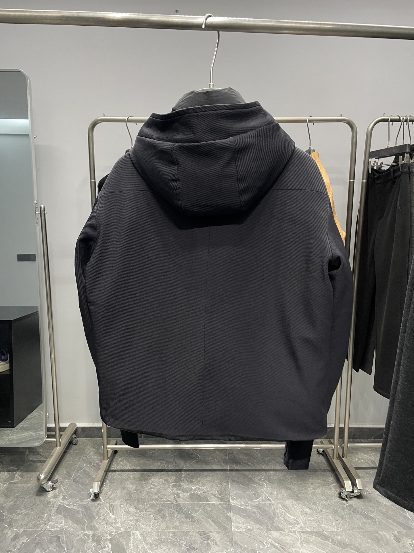 Moncler Male Down Jacket White Duck Down Black Hooded M