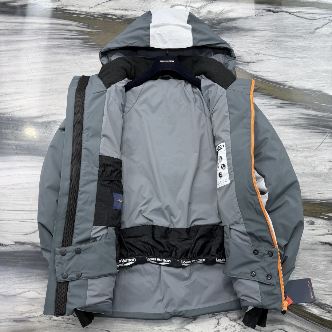 Louis Vuitton Down Jacket White Duck Down Printed M