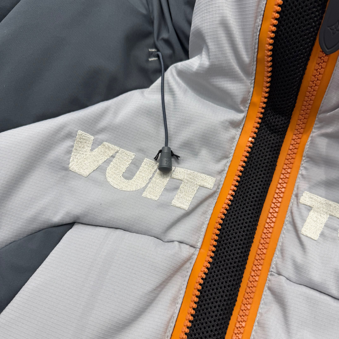 Louis Vuitton Down Jacket White Duck Down Printed M