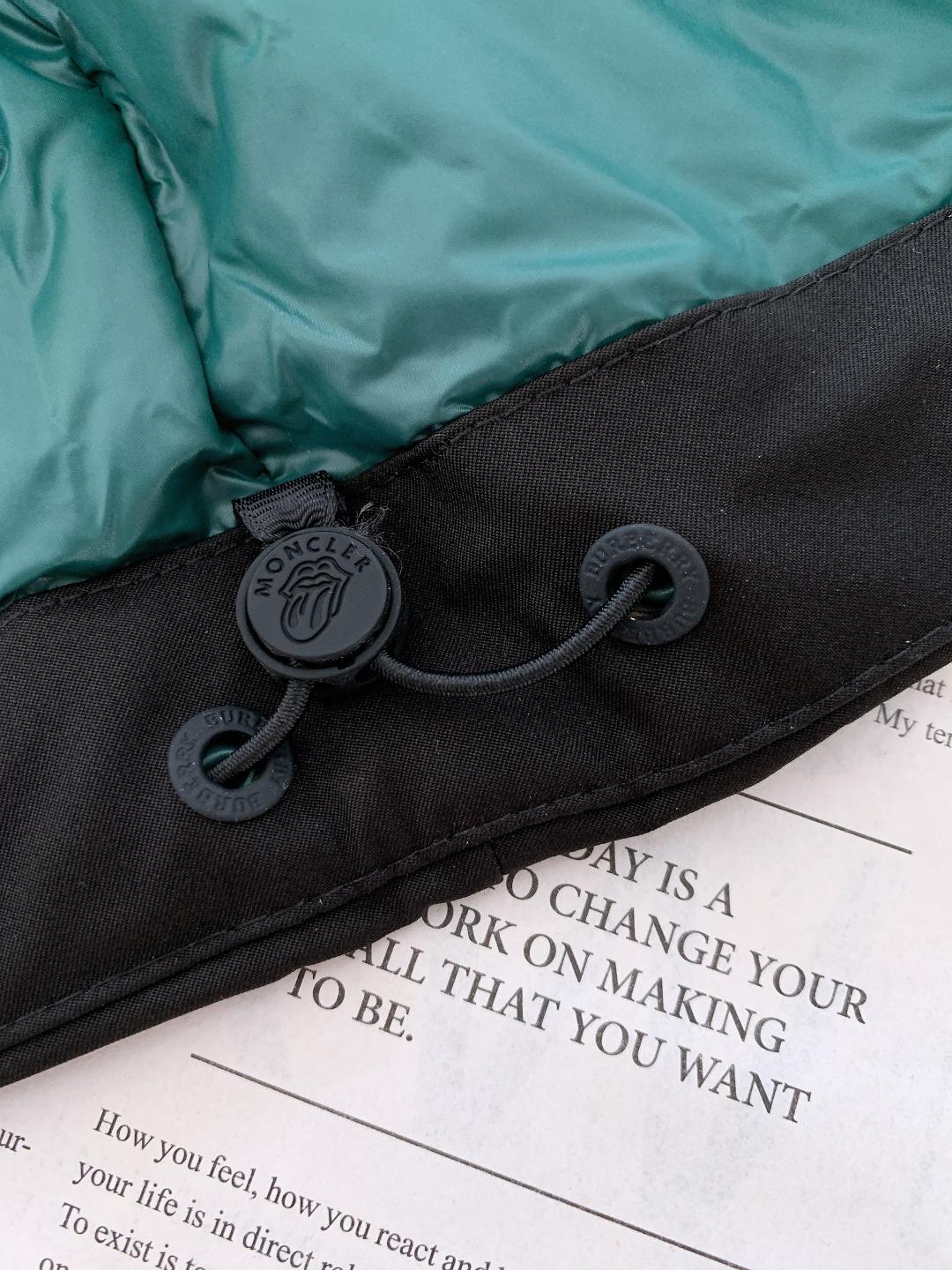 Moncler Down Jacket White Duck Down Black Hooded S-m-l